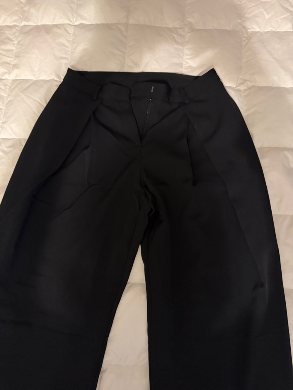 Noli Black Tailored High-Waist Trousers with Pleat Detail